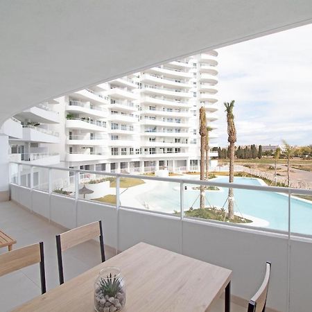 Global Properties, Apartamento Con Terraza Y Vistas A La Piscina En Gran Canet Canet d'En Berenguer Luaran gambar