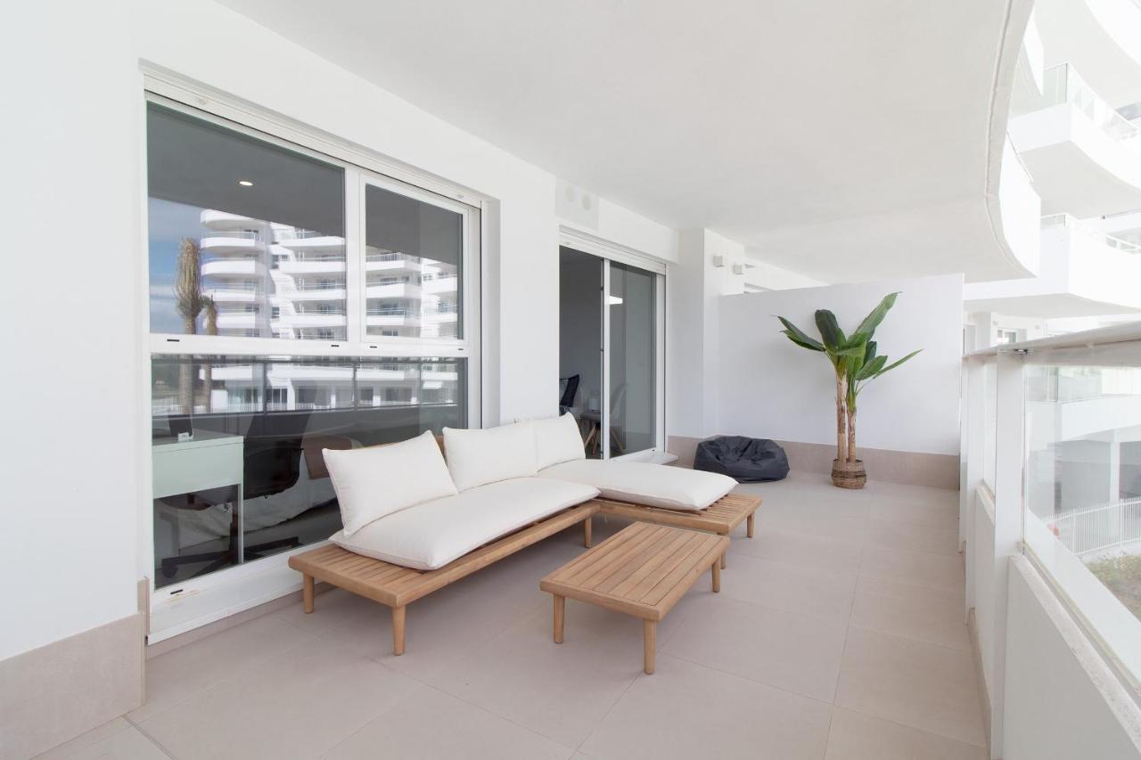 Global Properties, Apartamento Con Terraza Y Vistas A La Piscina En Gran Canet Canet d'En Berenguer Luaran gambar