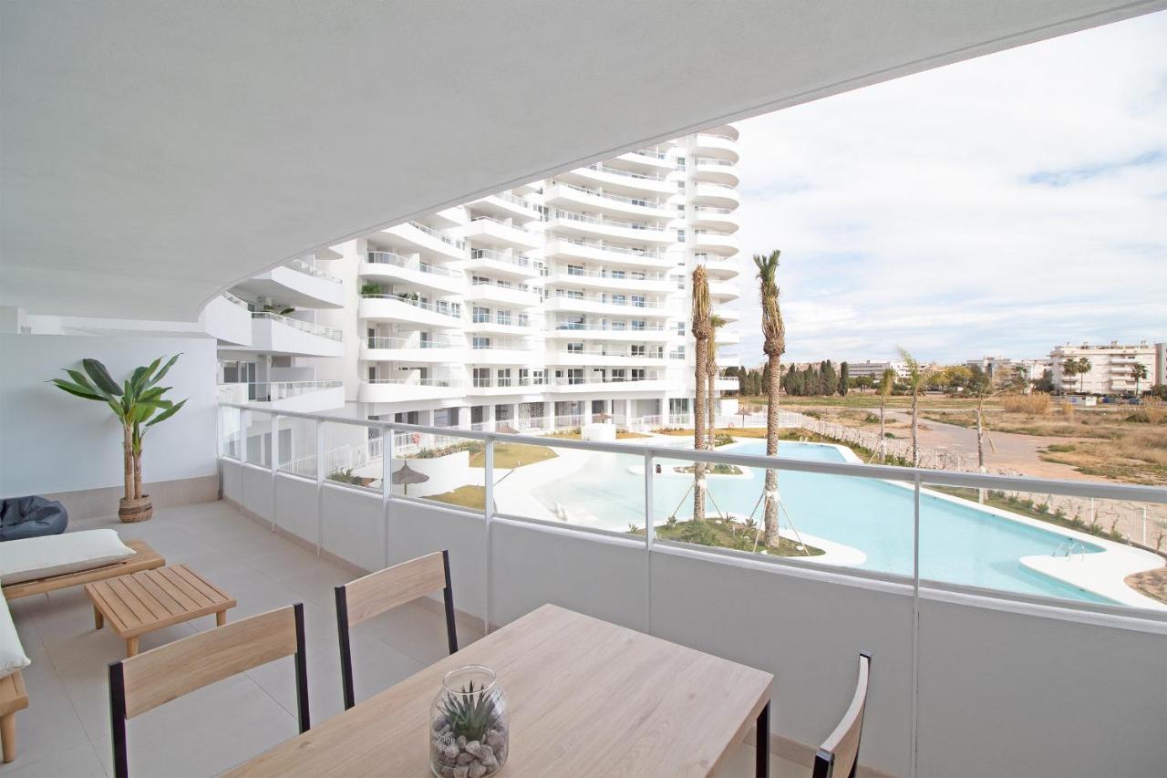 Global Properties, Apartamento Con Terraza Y Vistas A La Piscina En Gran Canet Canet d'En Berenguer Luaran gambar