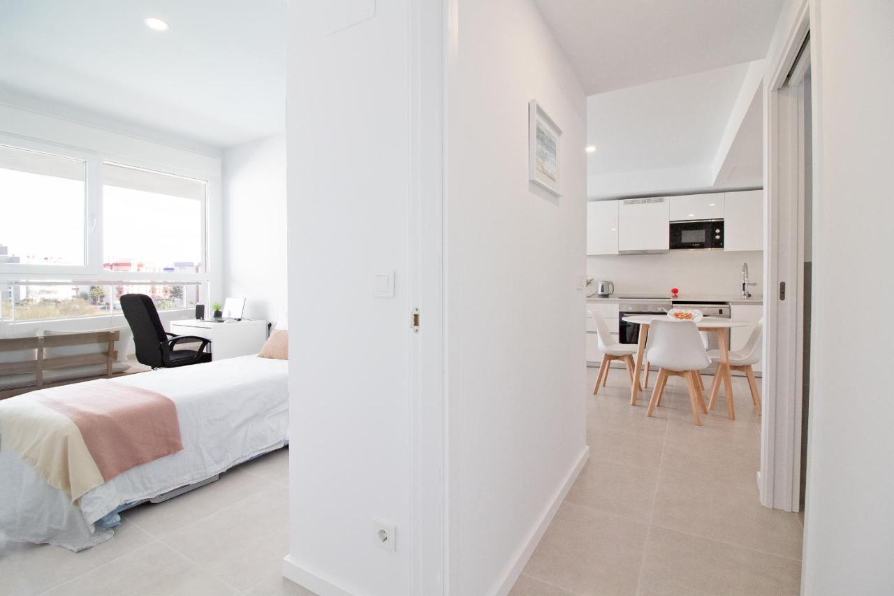Global Properties, Apartamento Con Terraza Y Vistas A La Piscina En Gran Canet Canet d'En Berenguer Luaran gambar