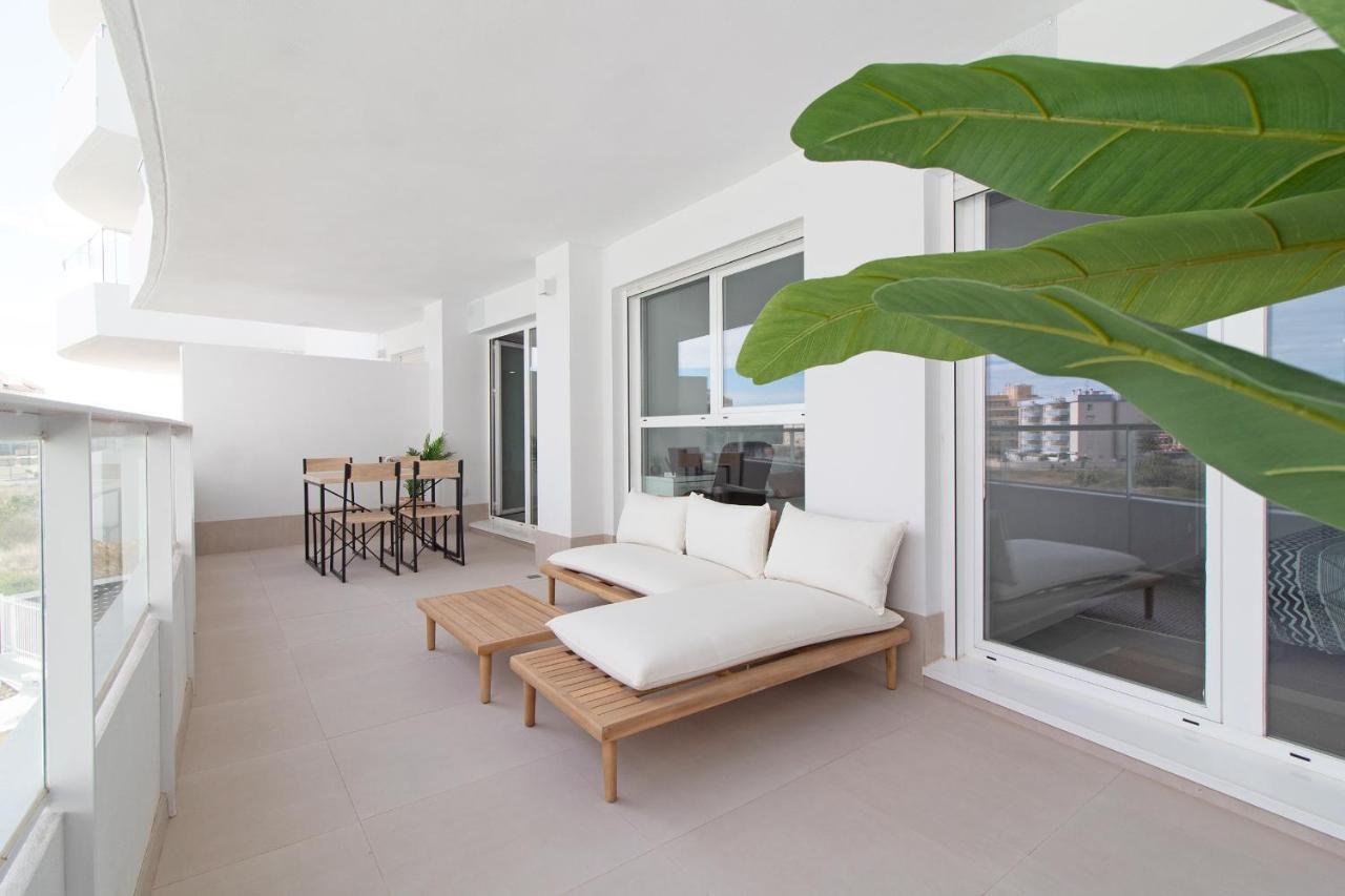Global Properties, Apartamento Con Terraza Y Vistas A La Piscina En Gran Canet Canet d'En Berenguer Luaran gambar