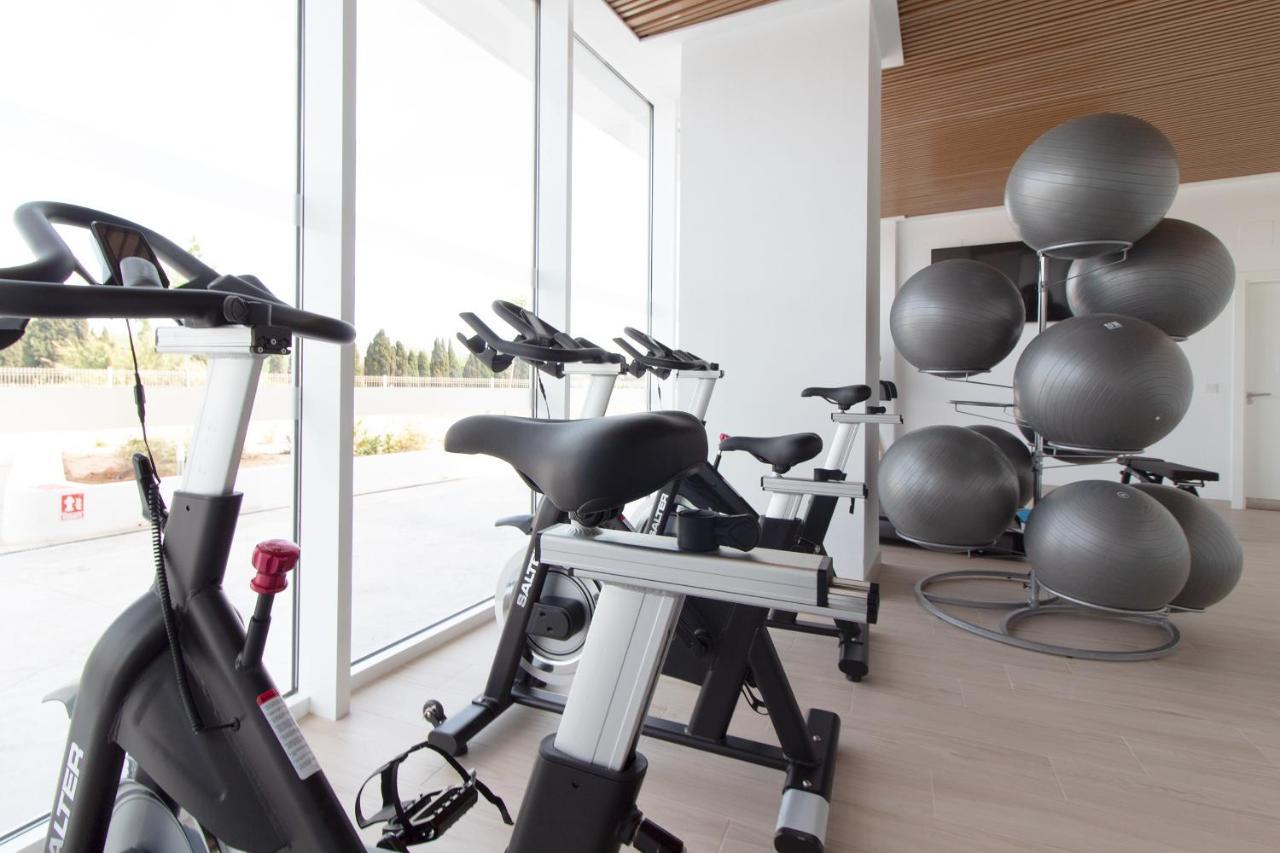 Global Properties, Apartamento Con Terraza Y Vistas A La Piscina En Gran Canet Canet d'En Berenguer Luaran gambar