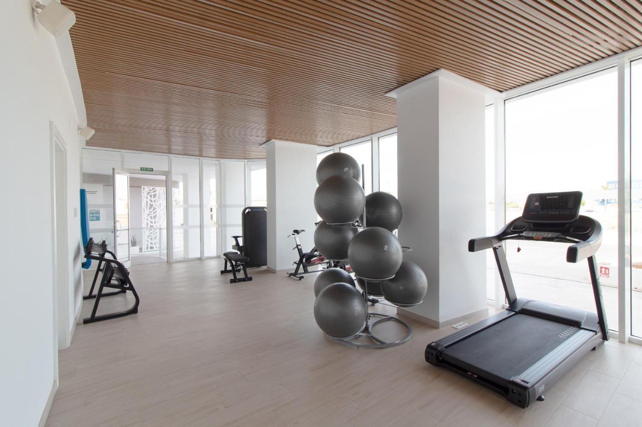 Global Properties, Apartamento Con Terraza Y Vistas A La Piscina En Gran Canet Canet d'En Berenguer Luaran gambar