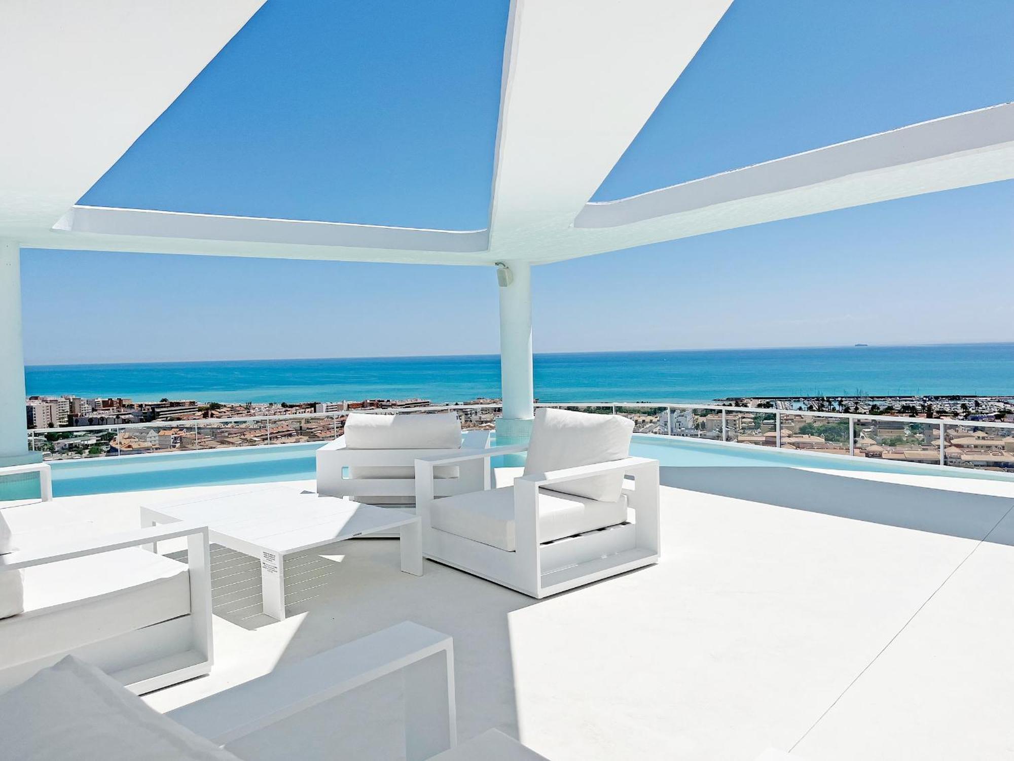 Global Properties, Apartamento Con Terraza Y Vistas A La Piscina En Gran Canet Canet d'En Berenguer Luaran gambar