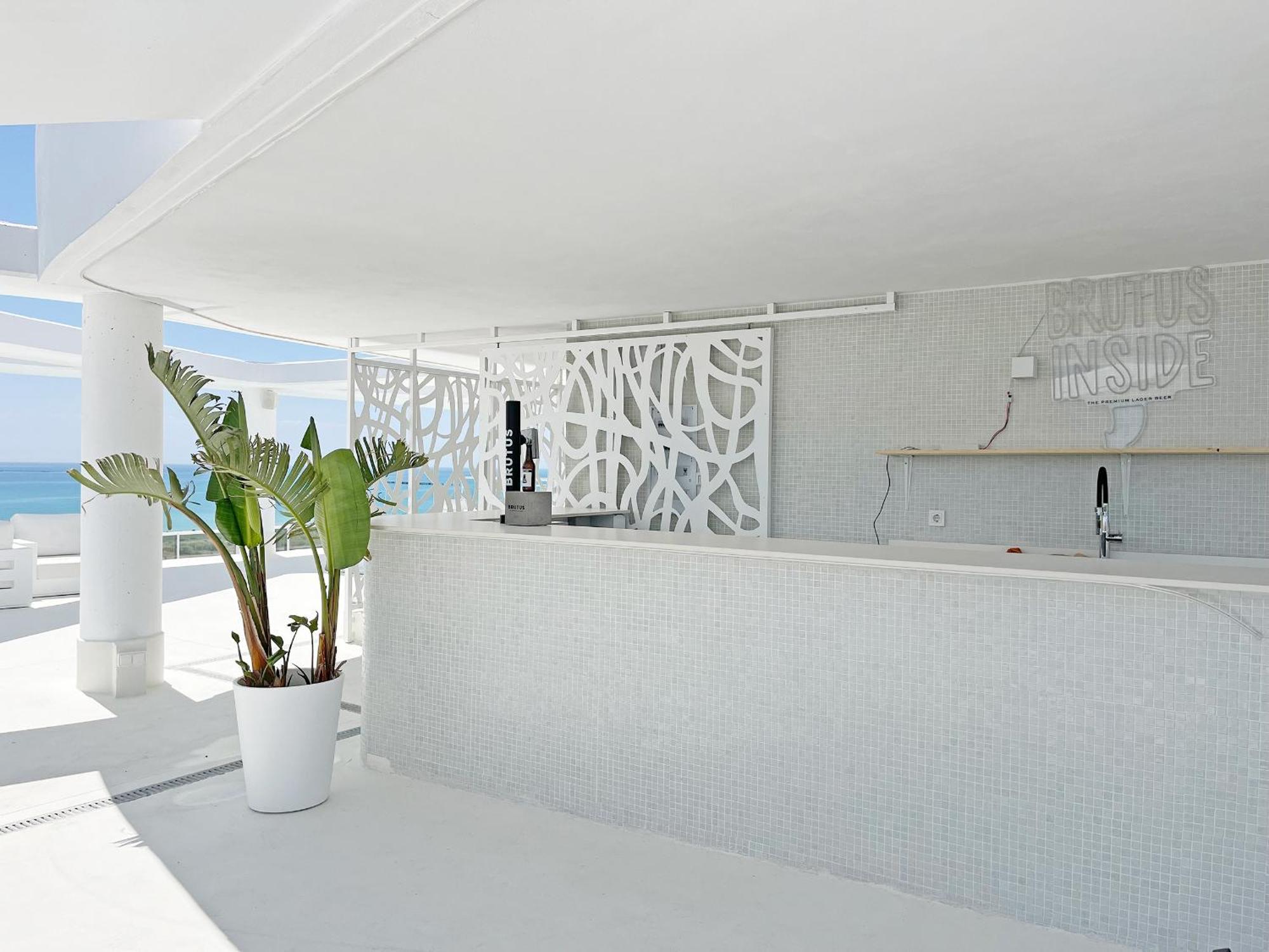 Global Properties, Apartamento Con Terraza Y Vistas A La Piscina En Gran Canet Canet d'En Berenguer Luaran gambar