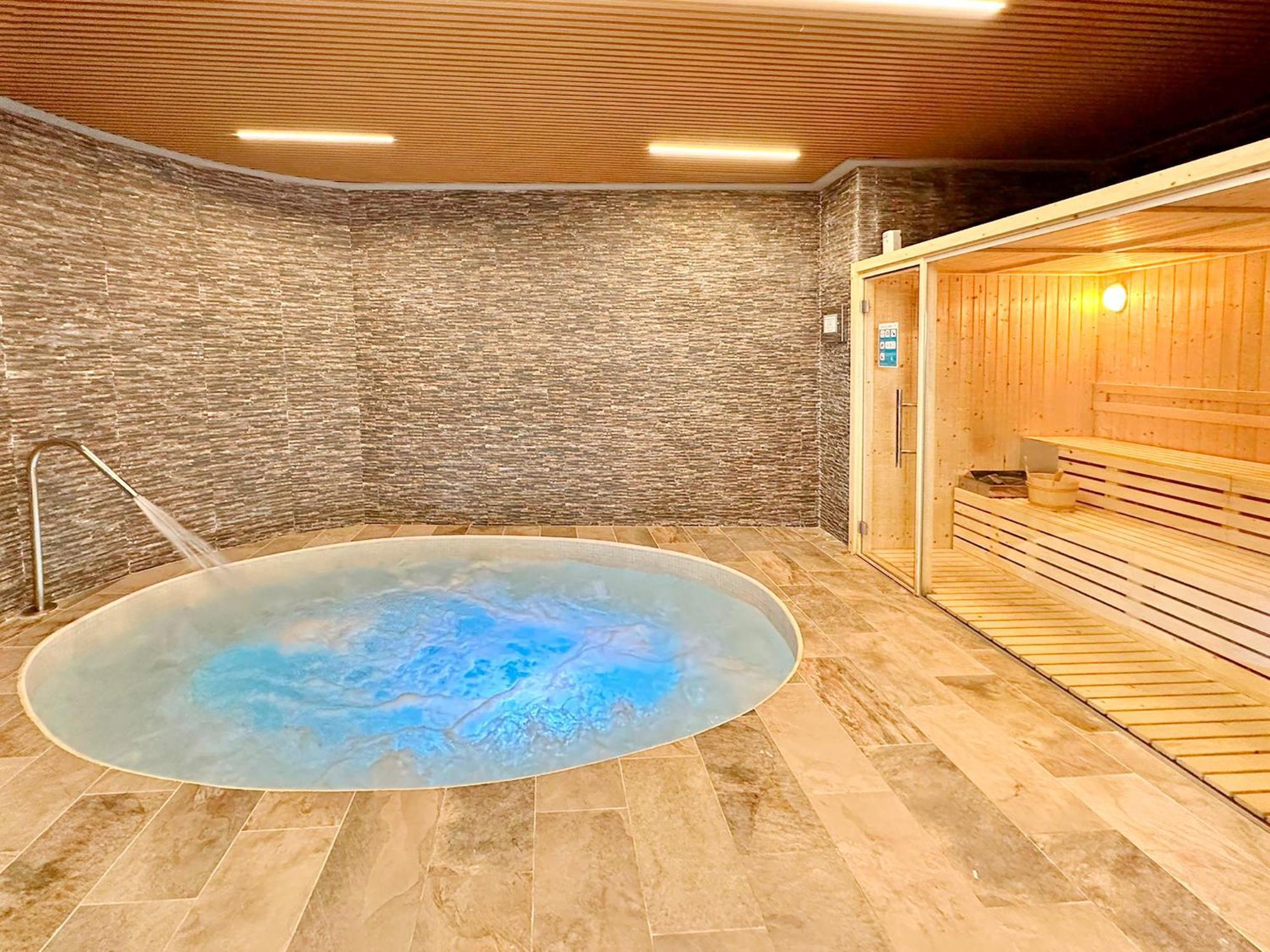 Global Properties, Apartamento Con Terraza Y Vistas A La Piscina En Gran Canet Canet d'En Berenguer Luaran gambar